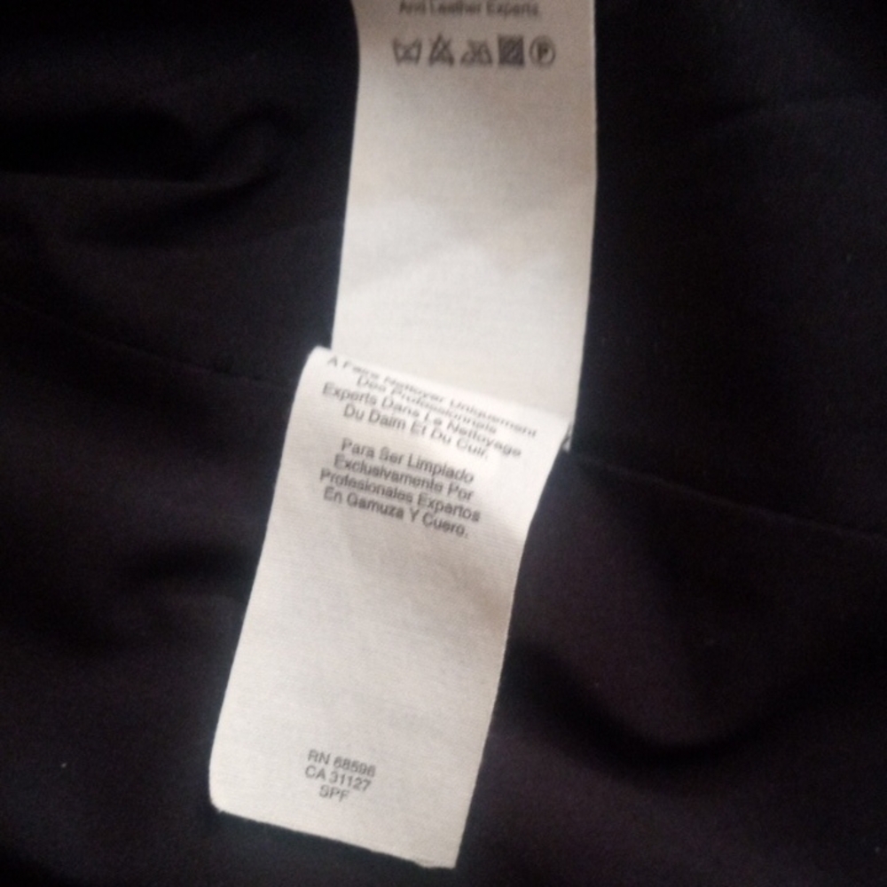 DKNY Women"s Sleek Black Lamb Skin and Fabric Vest, Size Medium - Picture 12 of 16